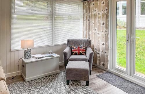 Haverfordwest House | Pebbles - Uk48098