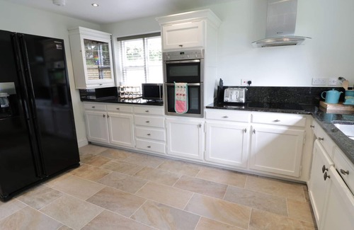 Wickhamford Cottage | PEBWORTH COTTAGE, family friendly, luxury holiday cottage in Pebworth