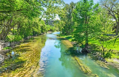 New Braunfels House | Pecan Creek Cottage