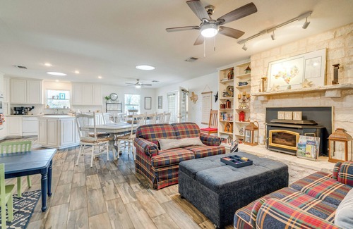 Horseshoe Bay House | 'Pecan Creek Haus' Lake LBJ Retreat w/Boat Dock!
