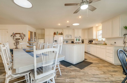 Horseshoe Bay House | 'Pecan Creek Haus' Lake LBJ Retreat w/Boat Dock!