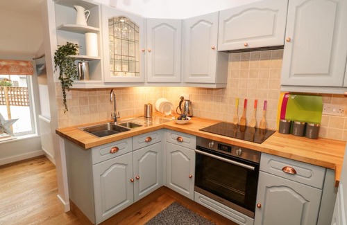 Moelfre House | Pedlars Pack