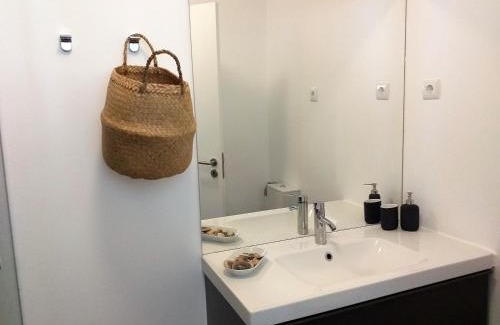 Santa Luzia Apartment | Pedras D'el Rei Waterfront Loft