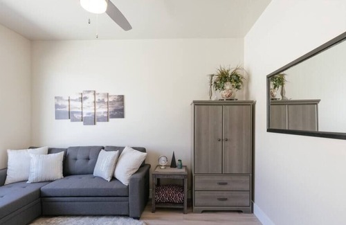 Hildale House | Peekaboo Canyon-4Bed3BathHotTub