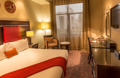 O.R. Tambo Hotel | Peermont Mondior At Emperors Palace