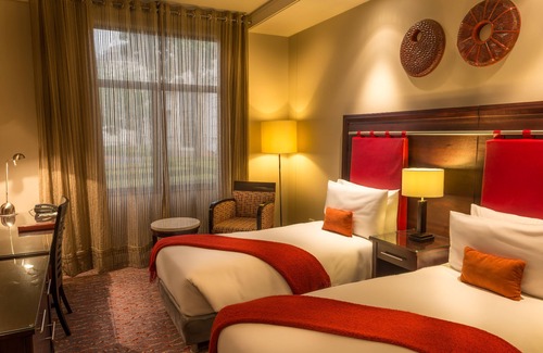 O.R. Tambo Hotel | Peermont Mondior At Emperors Palace