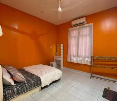 Kota Bharu House | Pelangi Homestay 1
