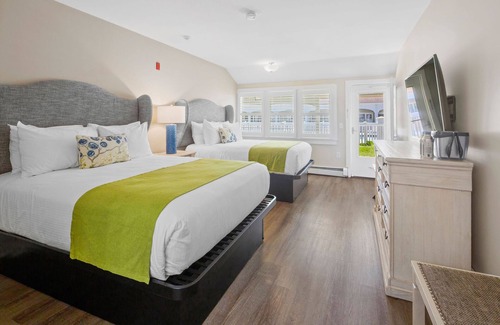 West Harwich Hotel | Pelham on Earle