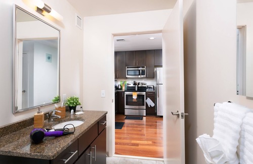 Center City West Apartment | Pelican Fully Furnished Apartments