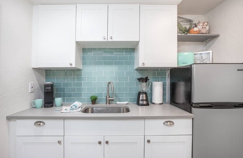 Sarasota Condo | Pelican Gardens Studio 3 on Lido Key