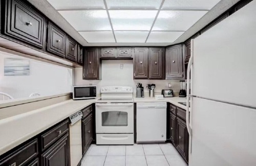 Crescent Beach Condo | Pelican Inlet C222