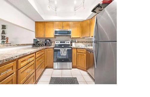 Crescent Beach Apartment | Pelican Inlet-Cozy Beach Condo!
