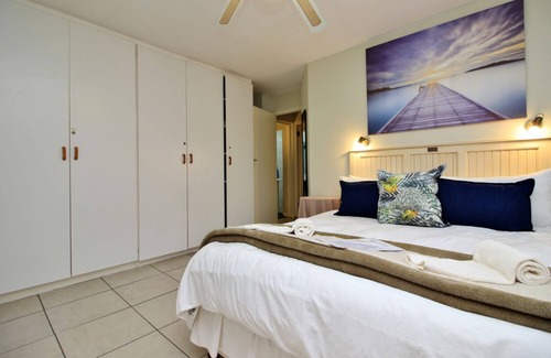 Sedgefield House | Pelican Lodge