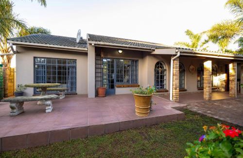 Aston Bay House | Pelican Palms Aston Jeffreys Bay