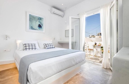 Paros Hotel | Pelican Paros