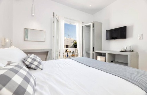 Paros Hotel | Pelican Paros
