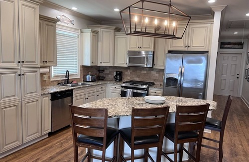 Golden Meadow House | Pelican Reef - Boat Access - Island Realty