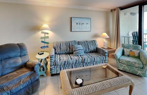Wilmington Beach Apartment | Pelican Watch #303 - Endless Views Retreat