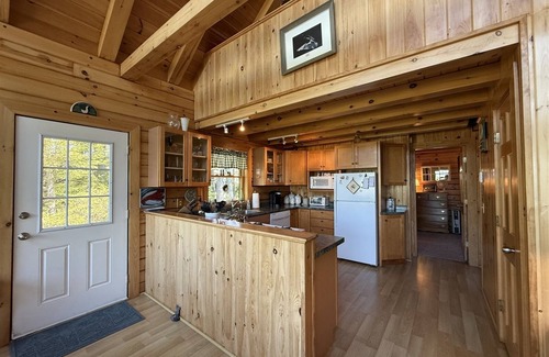 New Harbor House | Pemaquid Trail Cabin | New Harbor