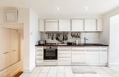 Junction Apartment | PEMG