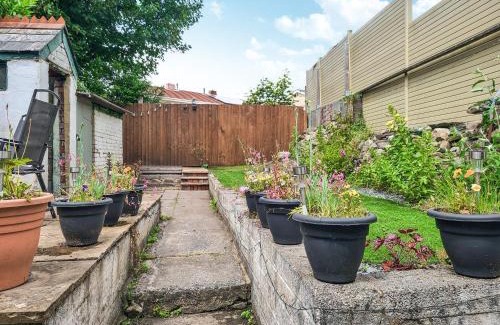 Hirwaun House | Pen Bryn - Uk48348