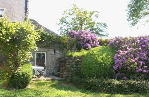Bieuzy House | Pen Ty of a large and old Breton longère, no animals