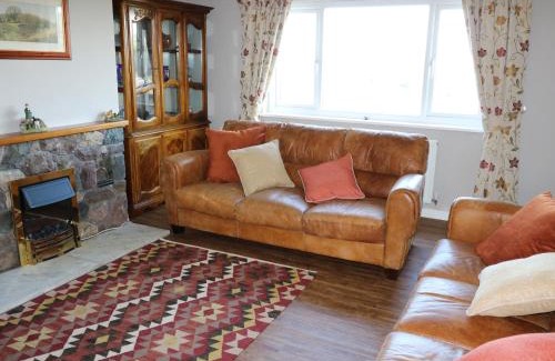 Llansannan House | Pen Y Cae