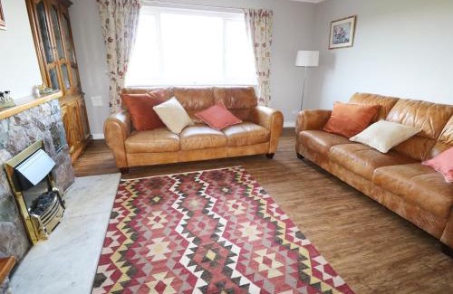 Llansannan House | Pen Y Cae