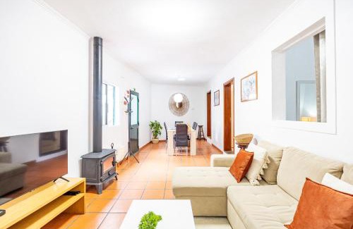Santa Luzia House | Pena Vista Mar Funchal BY YOUR KEY MADEIRA