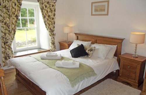 Llanfyrnach House | Penalltcych Farmhouse Abercych