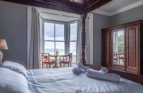 Penally Villa | Penally Manor - Luxurious Manor House - Tenby