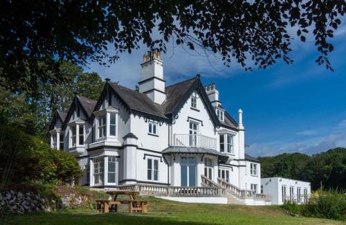 Penally House | Penally Manor - Luxurious Manor House - Tenby