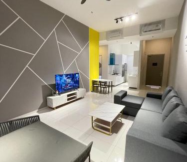 George Town Apartment | Penang Georgetown KT Home for 8 pax