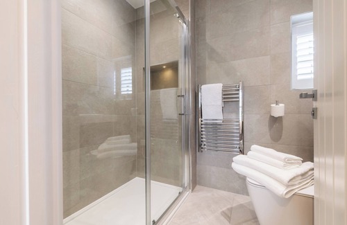 Treorchy Hotel | Pencelli Hotel