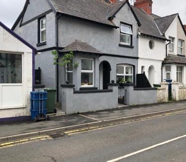Bangor Apartment | Penchwintan