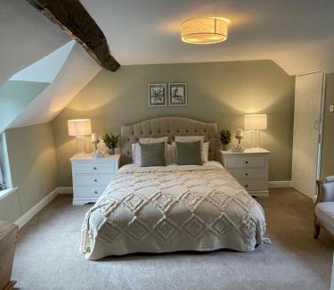 Llangollen House | Penddol Cottage Llangollen