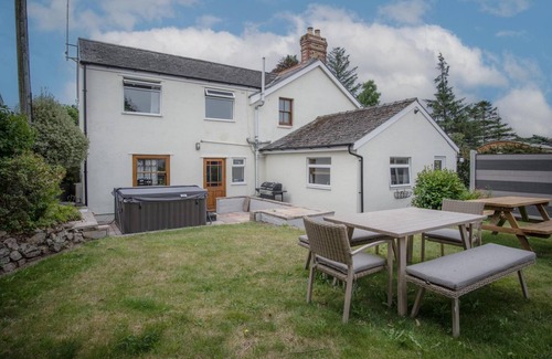 Amroth House | Pendeilo Villa - 5 Bedroom Holiday Home - Amroth