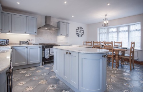 Amroth House | Pendeilo Villa - 5 Bedroom Holiday Home - Amroth