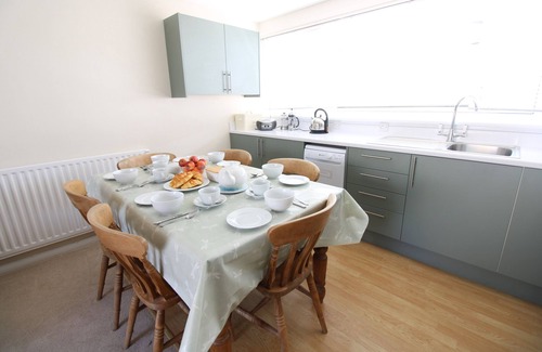 Cowes Ski Chalet | Penderic, Isle of Wight