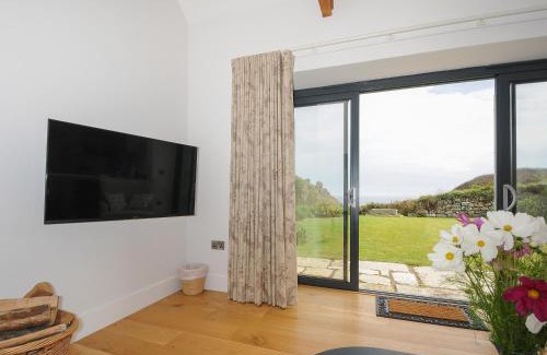 Porthgwarra House | Pendower Cottage