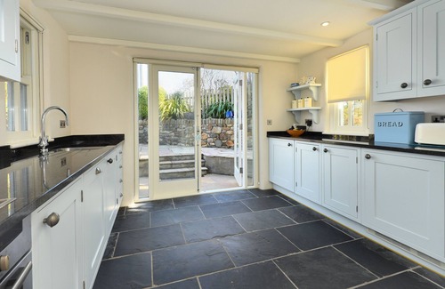 Bwlchtocyn House | Pengarth Cottage - Four Bedroom House, Sleeps 7