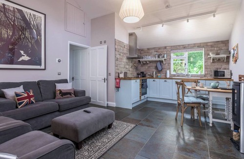 Bude Cottage | Pengelly is Laid back luxury in 9-acres of countryside right near the beach