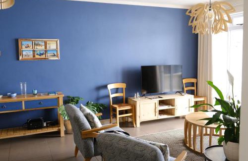Simon's Town Apartment | Penguin Paradise Apartment Simons Town