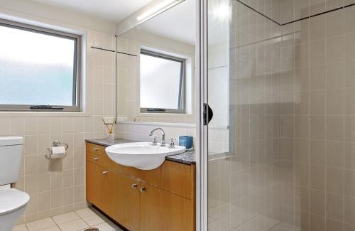 Culburra Beach Villa | Penguins Rest