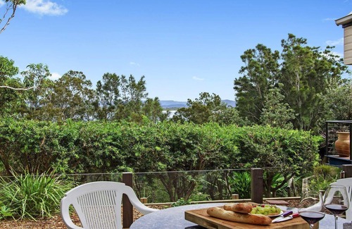 Culburra Beach Villa | Penguins Rest – situated in the award-winning Tilbury Cove