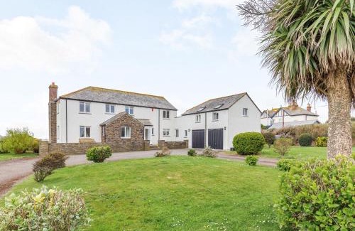 Tintagel House | Penhallick House