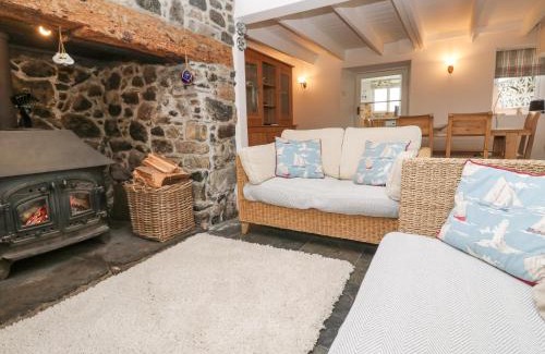 Coverack House | Penhaven