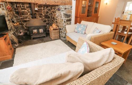 Coverack House | Penhaven