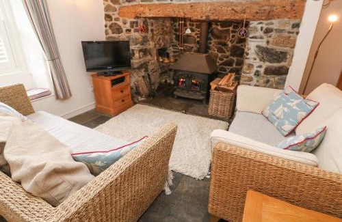 Coverack House | Penhaven