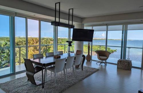 Cancun Apartment | Peninsula Luxury Apartments with ocean front and espectacular views - no pets